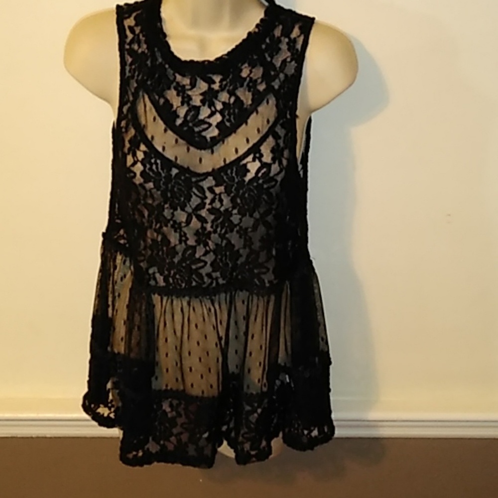 Black lace polkadot sleeveless blouse peplum loose